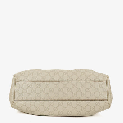 Gucci Sukey Hobo Bag aus neutralfarbenem Guccissima Leder