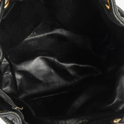 Chanel Bucket Bag aus schwarzem gestepptem Leder