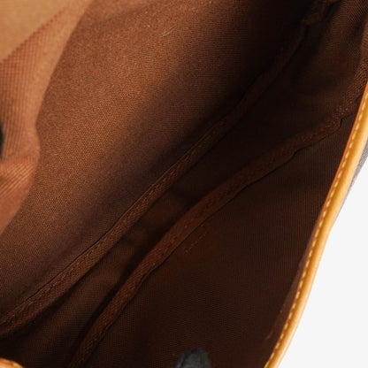 Louis Vuitton Saumur Schultertasche aus Monogram Canvas