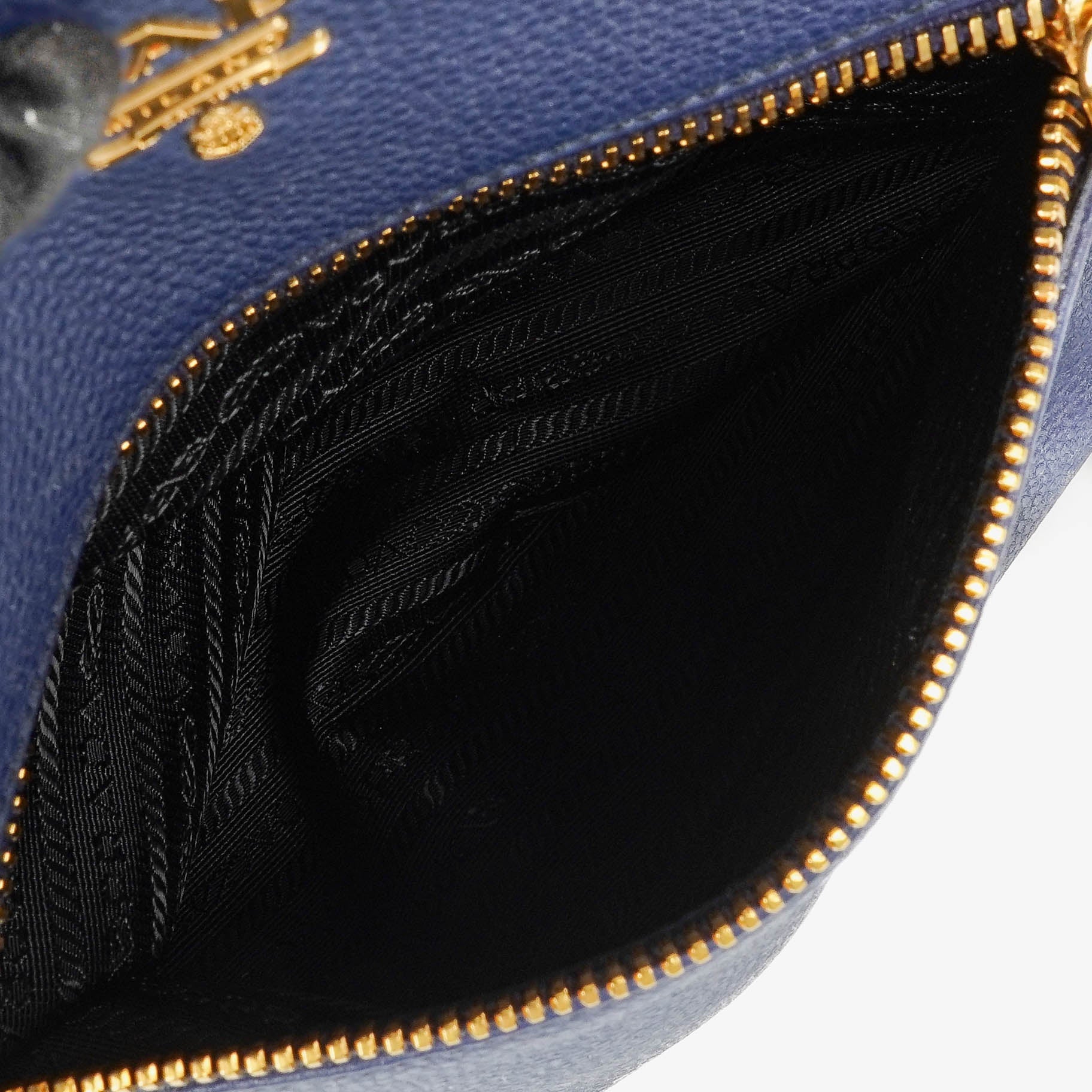 Prada Tote Bag aus blauem Leder