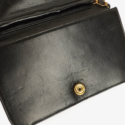 Chanel Classic Full Flap Bag aus schwarzem gestepptem Lammleder mit 24K vergoldeter Hardware