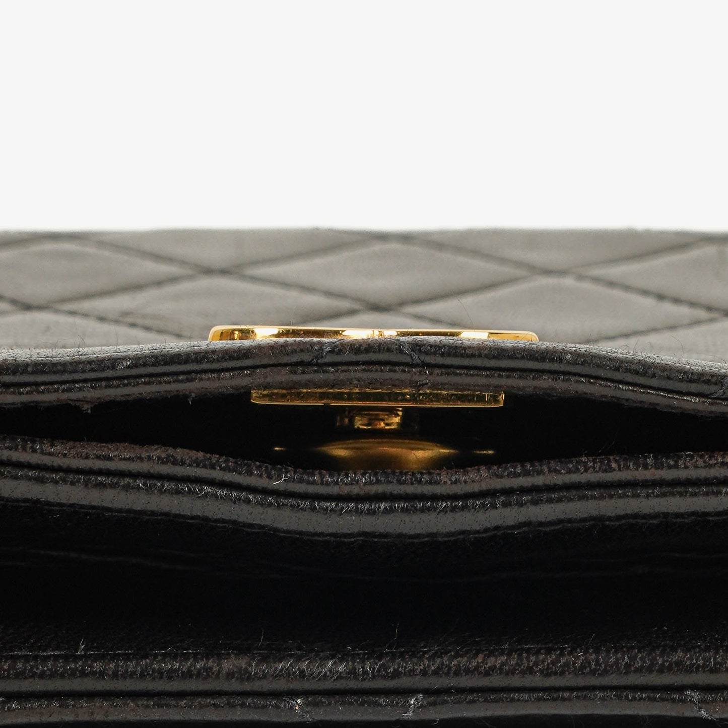 Chanel Classic Full Flap Bag aus schwarzem gestepptem Lammleder mit 24K vergoldeter Hardware