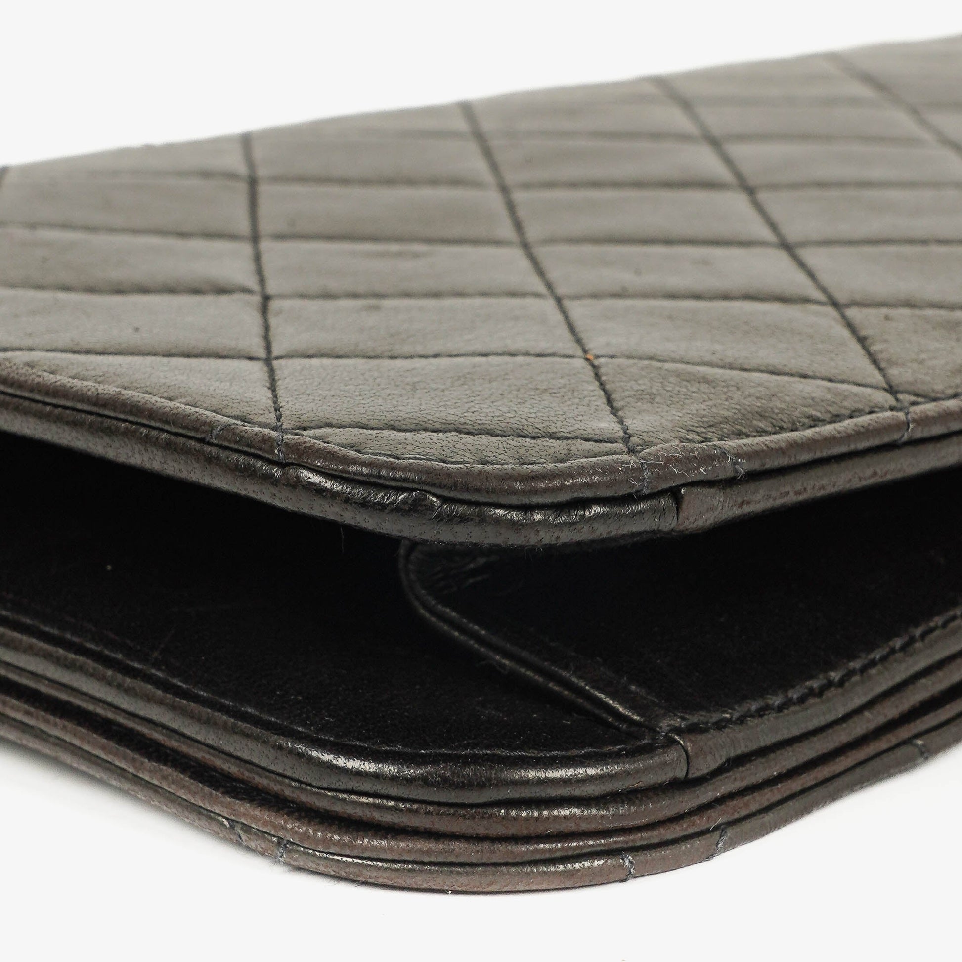Chanel Classic Full Flap Bag aus schwarzem gestepptem Lammleder mit 24K vergoldeter Hardware