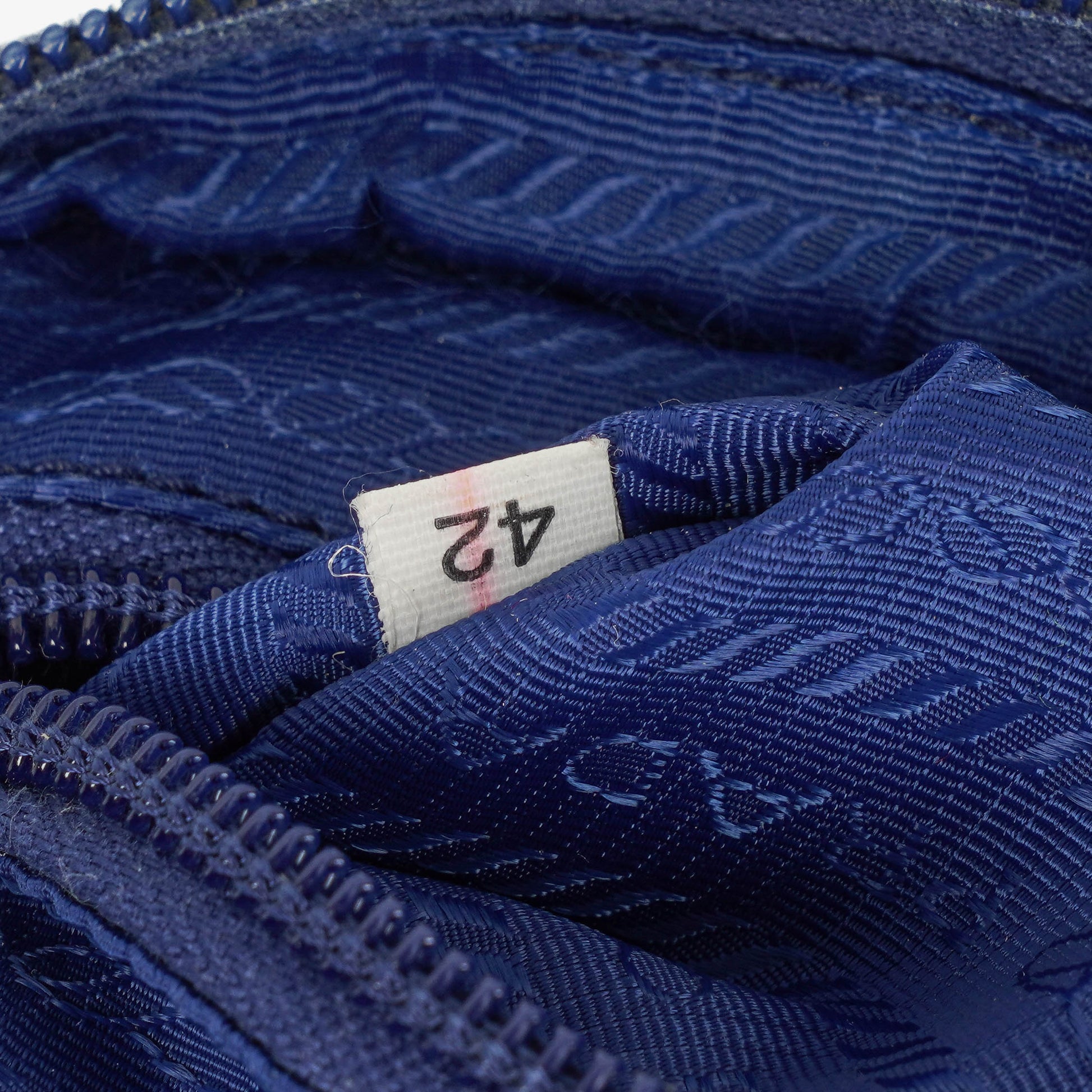 Prada kleine blaue Nylon Pouch