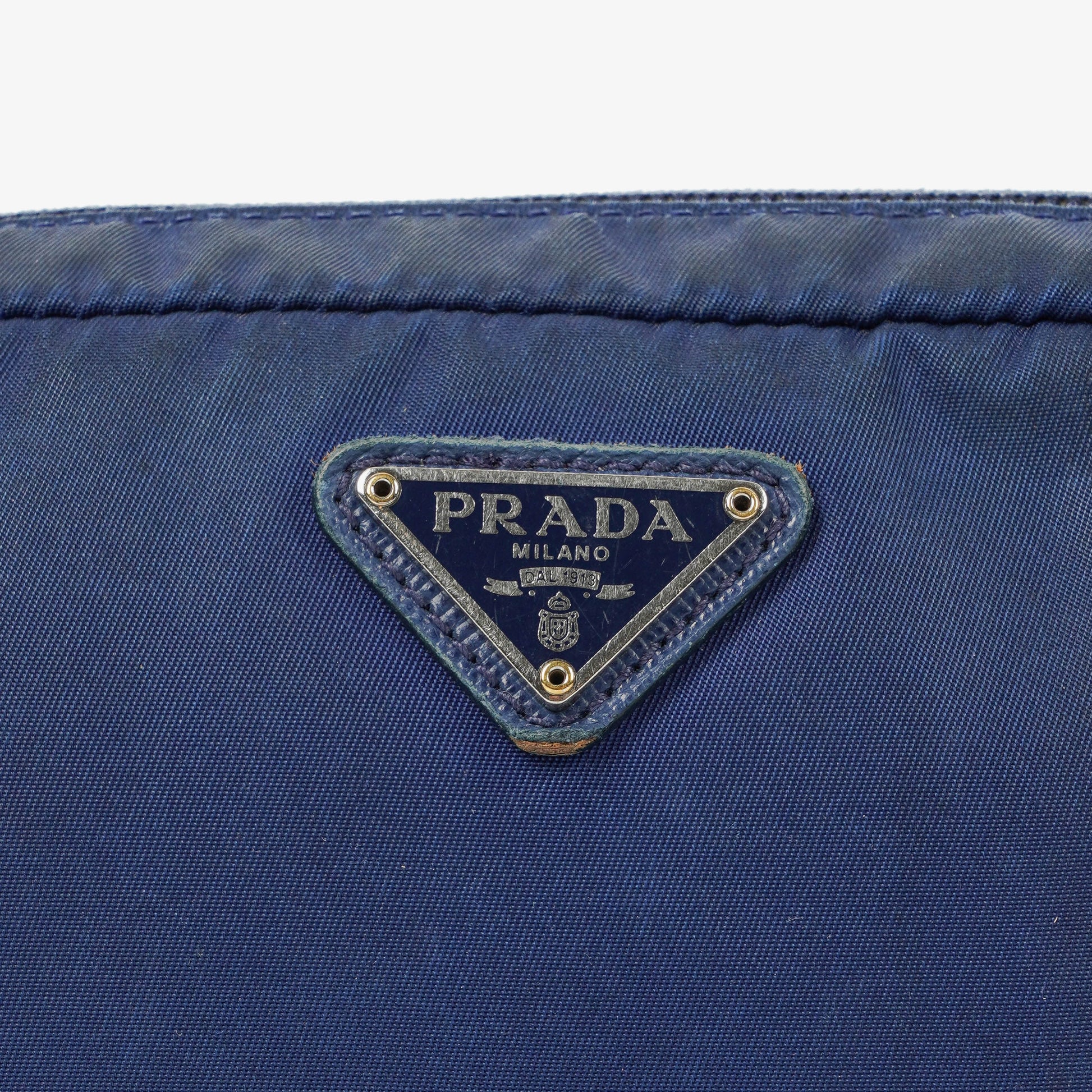 Prada kleine blaue Nylon Pouch