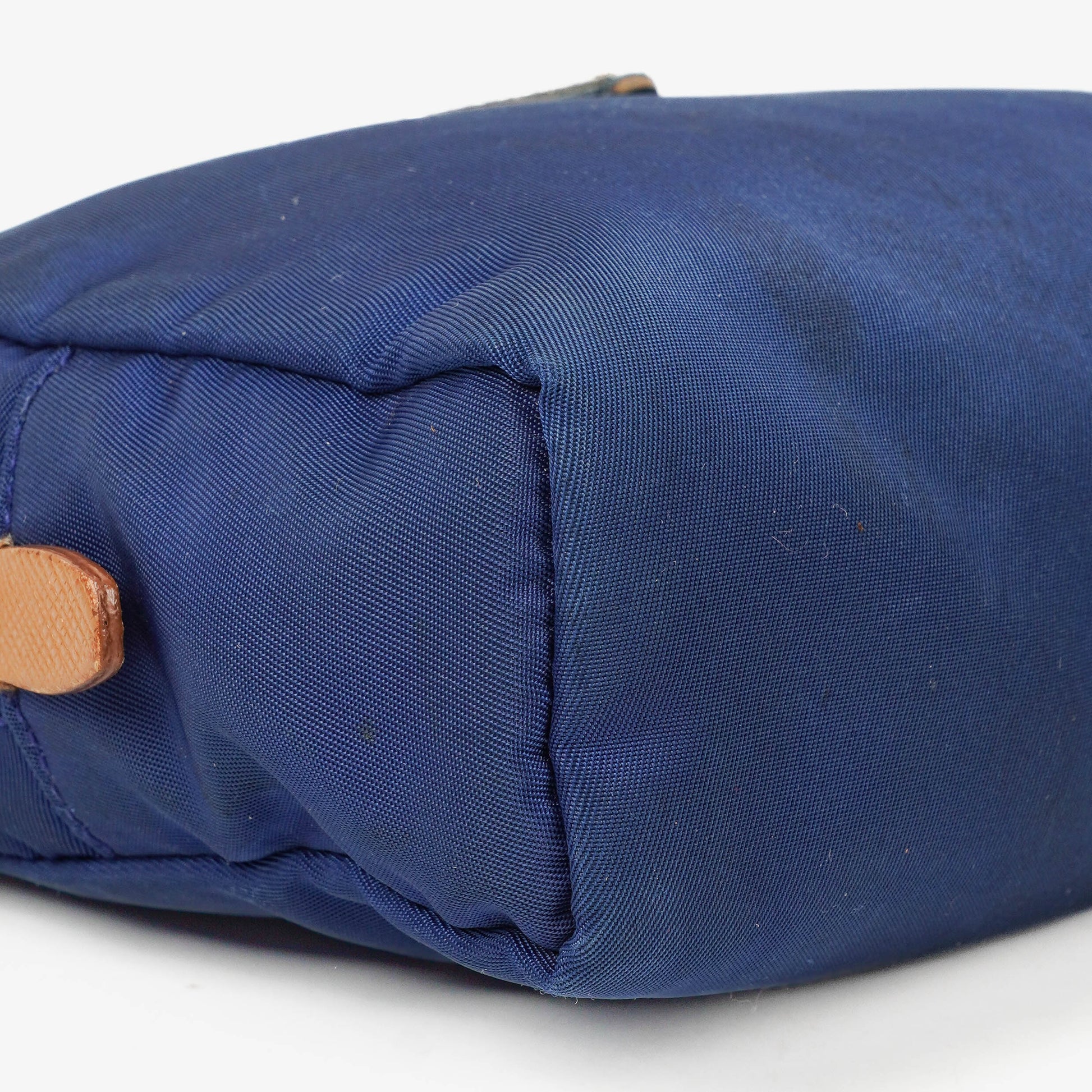 Prada kleine blaue Nylon Pouch
