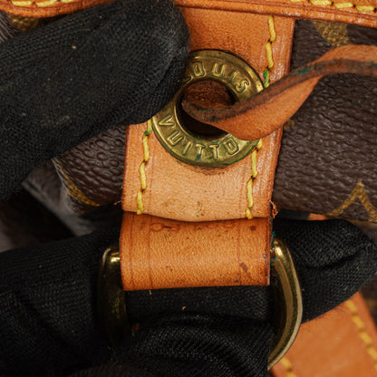 Louis Vuitton Petit Noe Monogram Canvas Schultertasche