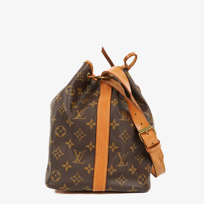 Louis Vuitton Petit Noe Monogram Canvas Schultertasche