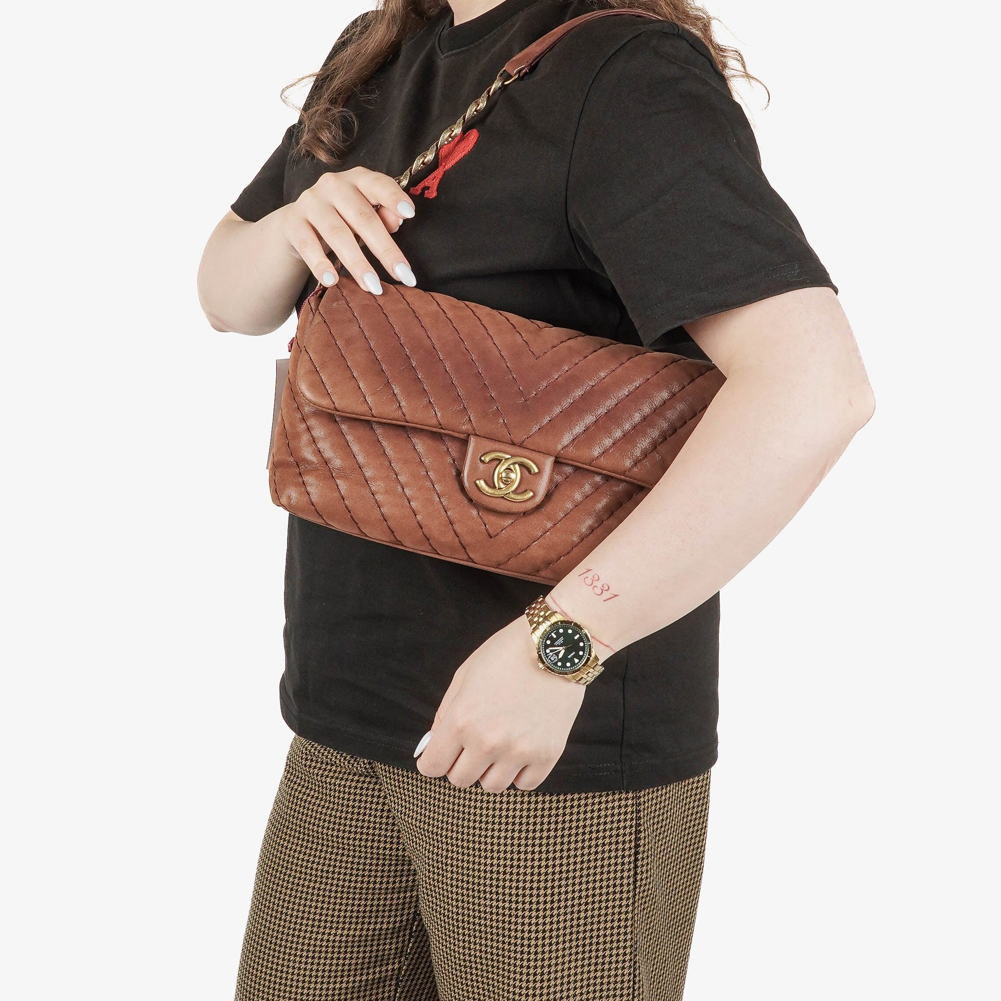 Chanel Surpique Chevron Flap Bag aus irisierendem Kalbsleder