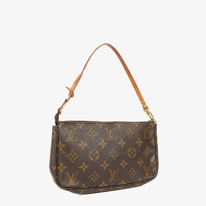 Louis Vuitton Pochette Accessoires Monogram Canvas Clutch