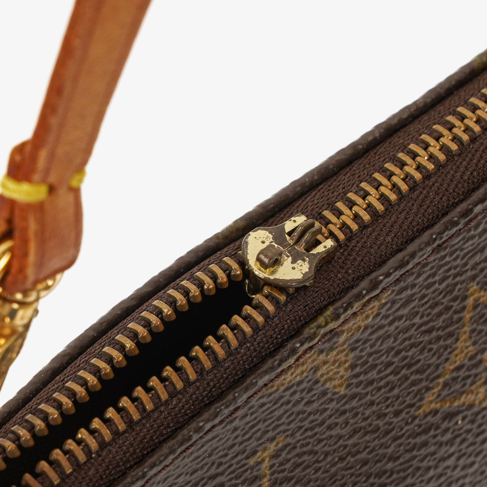 Louis Vuitton Pochette Accessoires Monogram Canvas Clutch