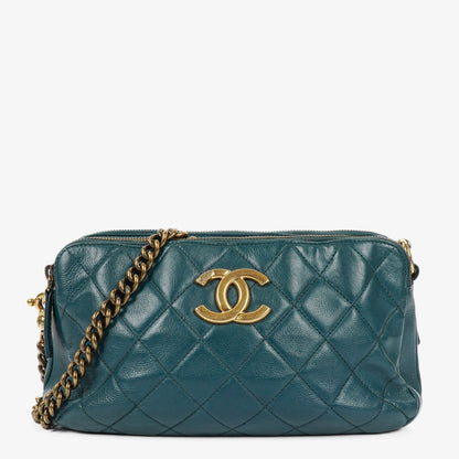 Chanel Crown CC Double Zip gesteppte Ledertasche