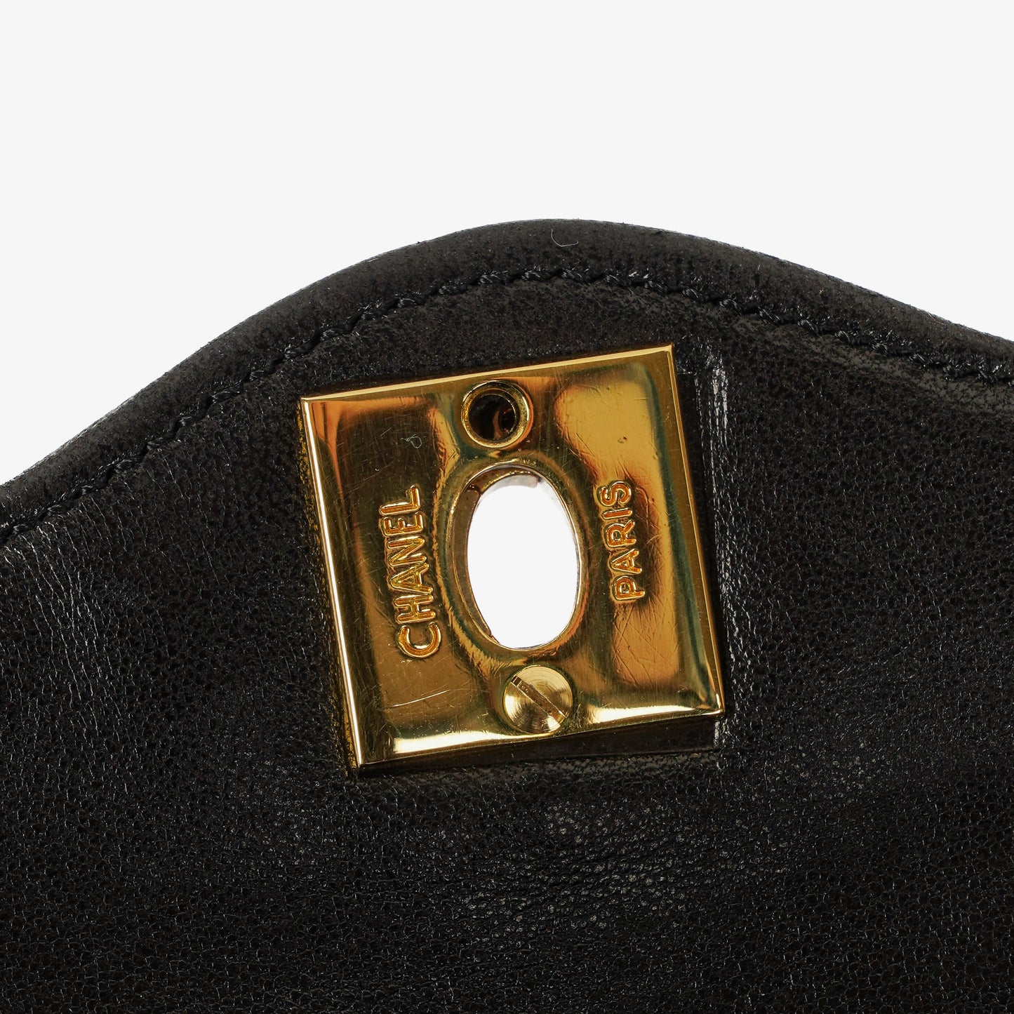 Chanel Paris Classic Medium Double Flap Bag aus schwarzem gestepptem Lammleder mit gold- und silberfarbener Combo-Hardware