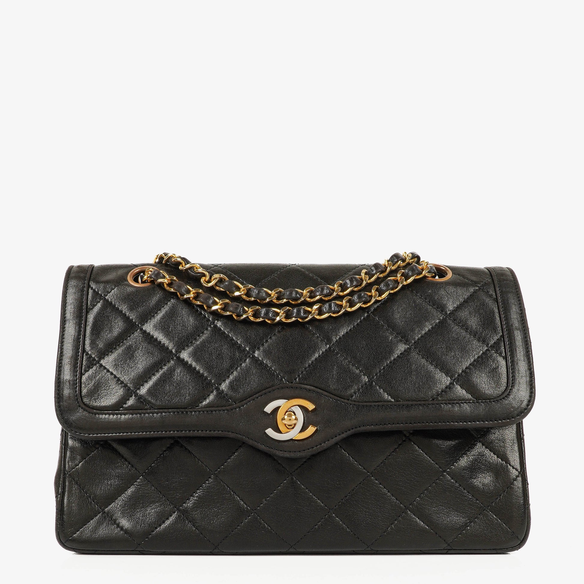 Chanel Paris Classic Medium Double Flap Bag aus schwarzem gestepptem Lammleder mit gold- und silberfarbener Combo-Hardware