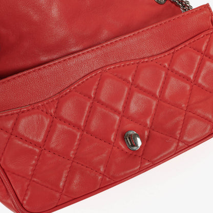 Chanel Icons Secret Label Flap Bag aus gestepptem Kalbsleder mit silberfarbener Hardware