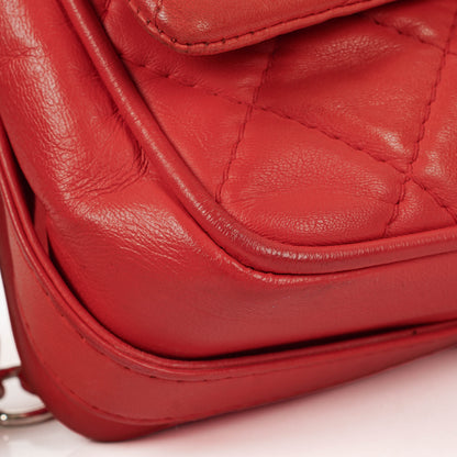 Chanel Icons Secret Label Flap Bag aus gestepptem Kalbsleder mit silberfarbener Hardware