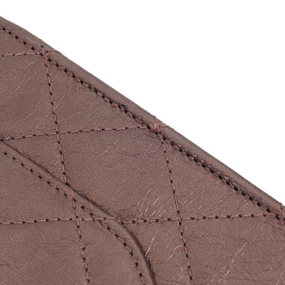 CHANEL 2.55 Reissue Wallet on Chain WOC aus lila gestepptem gealtertem Metallic-Kalbsleder