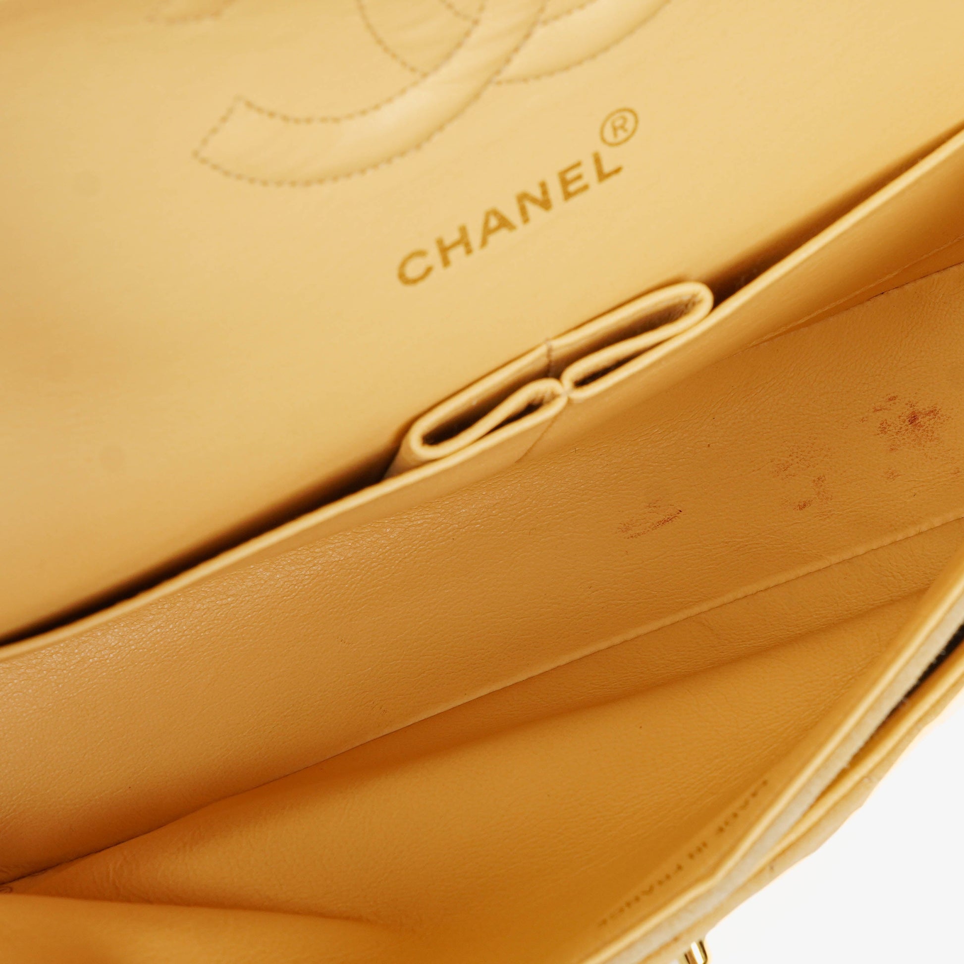 Chanel Medium Classic Vintage Double Flap Tasche aus beigem Wildleder mit 24K vergoldeten Beschlägen