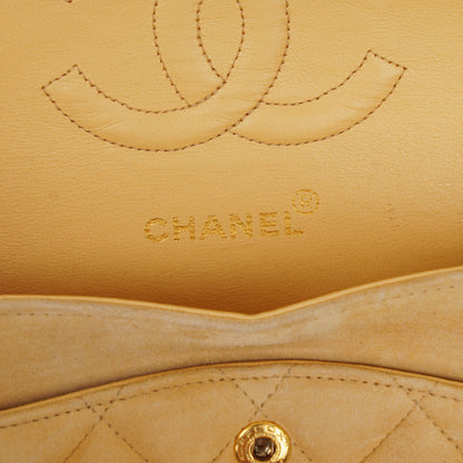 Chanel Medium Classic Vintage Double Flap Tasche aus beigem Wildleder mit 24K vergoldeten Beschlägen