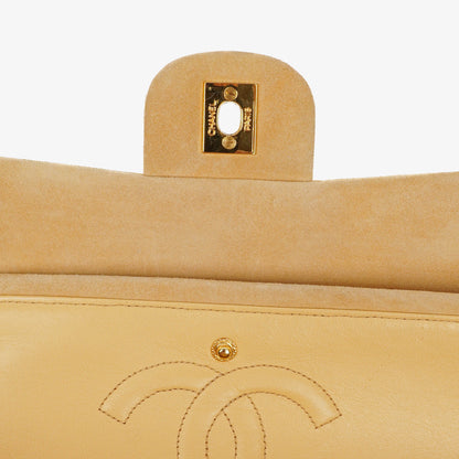 Chanel Medium Classic Vintage Double Flap Tasche aus beigem Wildleder mit 24K vergoldeten Beschlägen