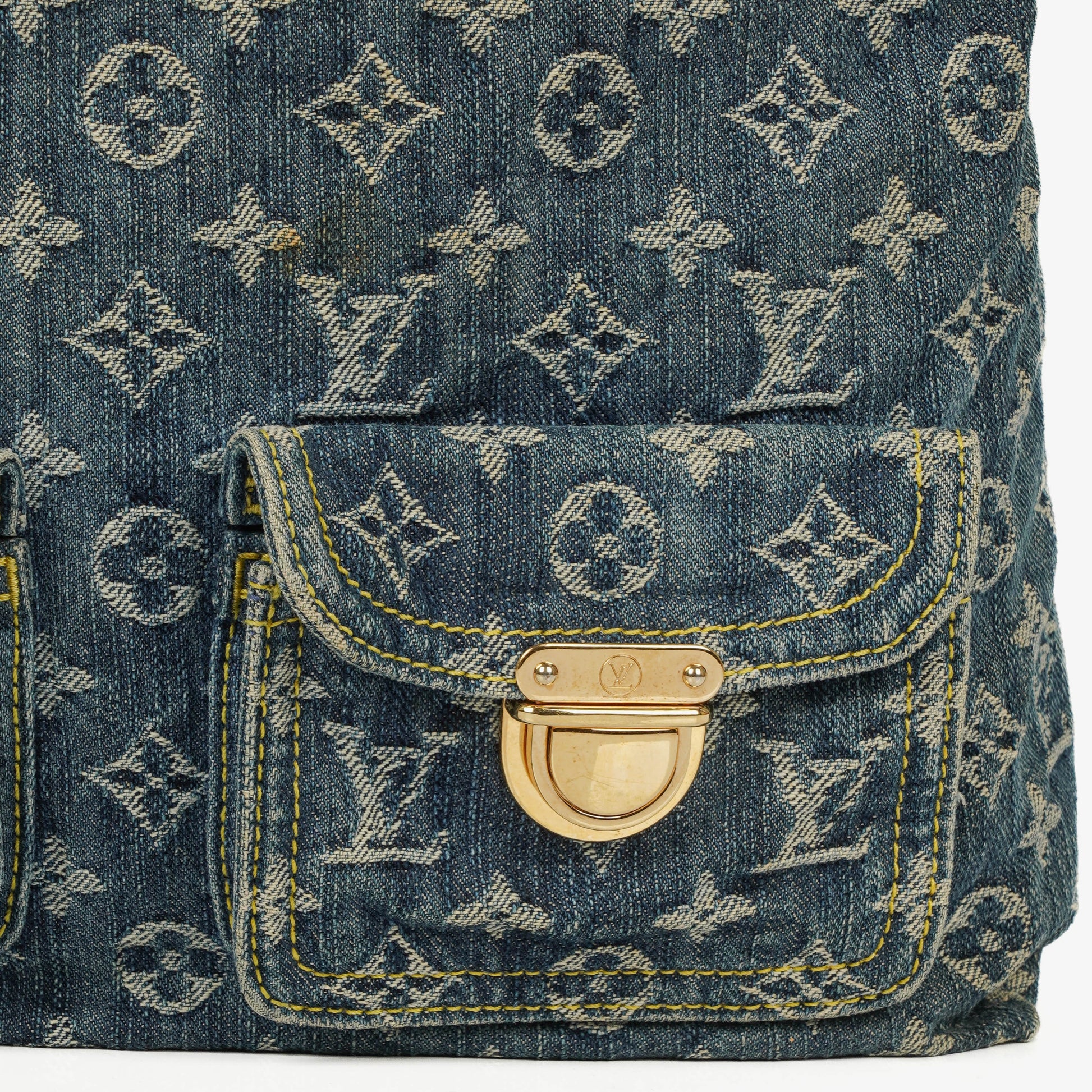 Louis Vuitton Baggy PM Schultertasche aus Monogram Denim