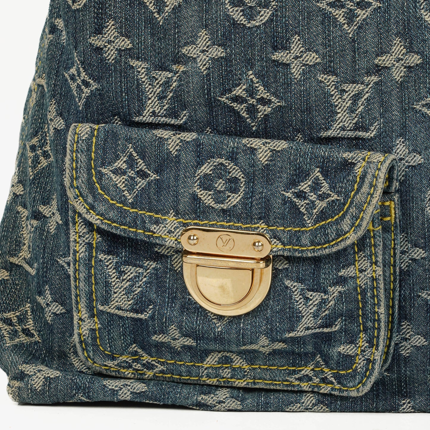 Louis Vuitton Baggy PM Schultertasche aus Monogram Denim