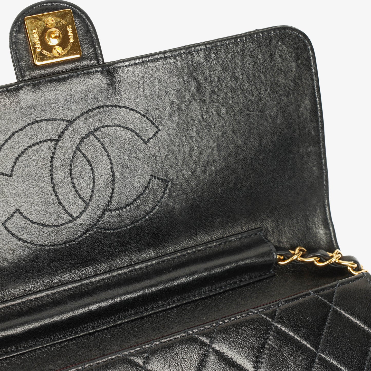 Chanel Classic Single Flap Bag aus gestepptem Lammleder mit 24K vergoldeter Hardware