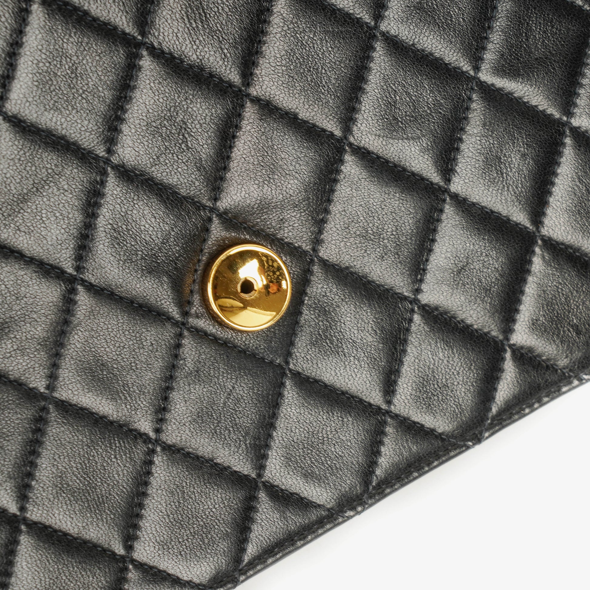 Chanel Classic Single Flap Bag aus gestepptem Lammleder mit 24K vergoldeter Hardware