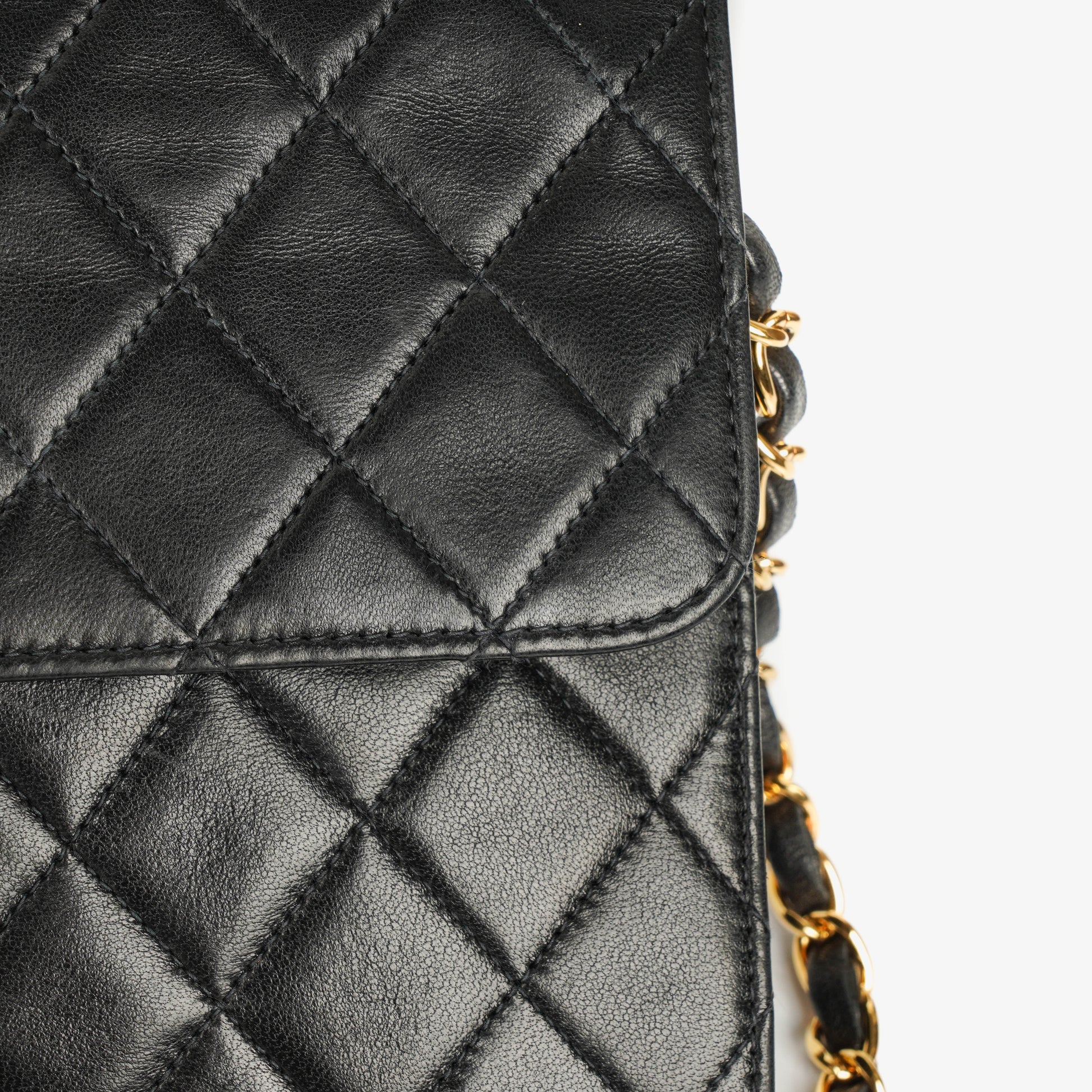 Chanel Classic Single Flap Bag aus gestepptem Lammleder mit 24K vergoldeter Hardware