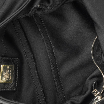 Fendi Baguette Bag aus schwarzem Stoff