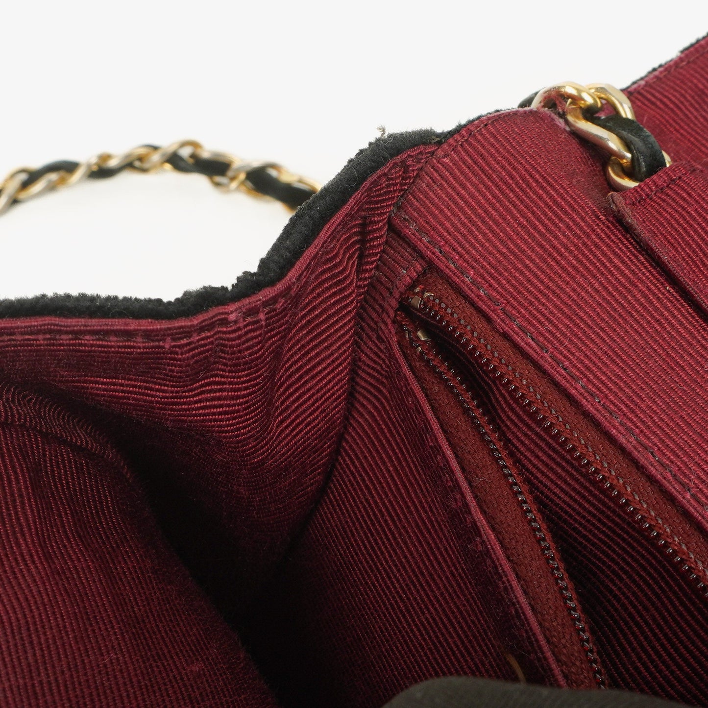 Chanel Small Half Moon Klappentasche aus schwarzem Samt