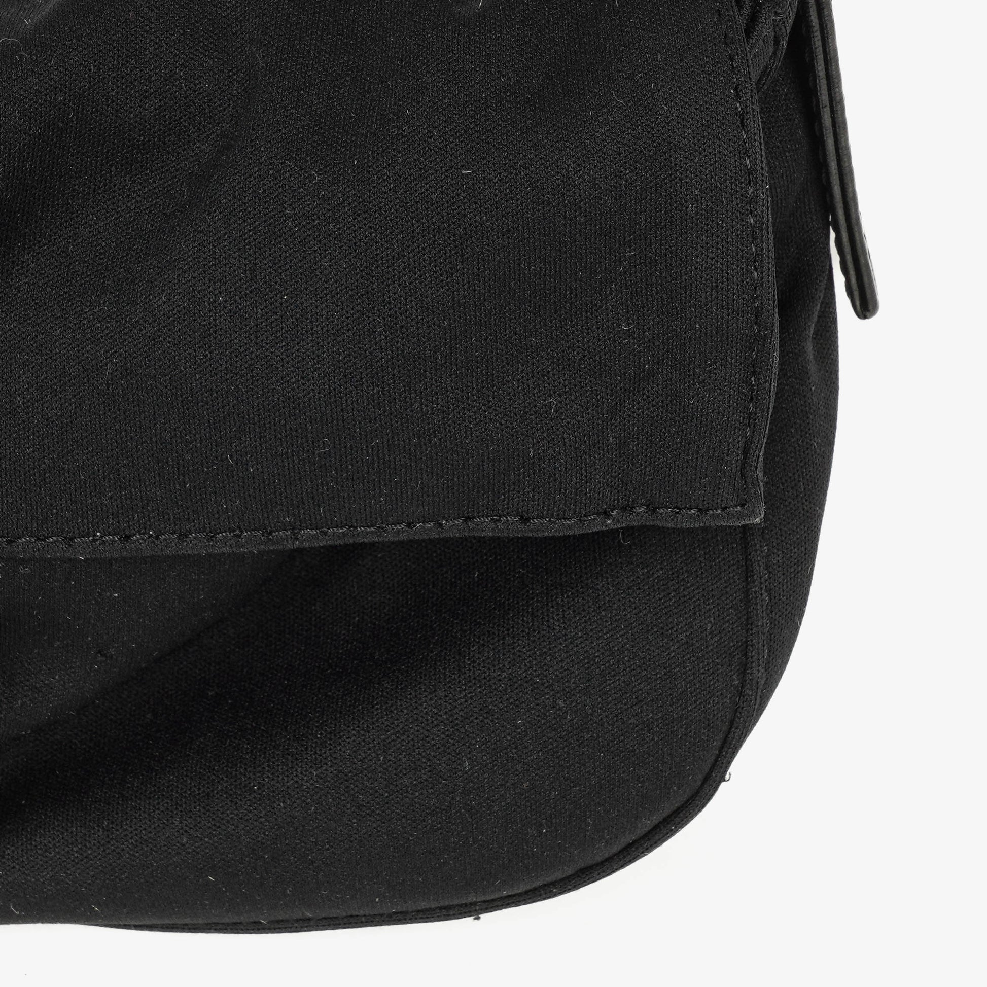 Fendi Baguette Bag aus schwarzem Stoff