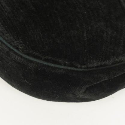 Chanel Small Half Moon Klappentasche aus schwarzem Samt