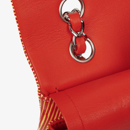 Chanel Timeless Classic Double Flap Tasche aus rot und gelb gestreiftem Lackleder mit silberfarbenen Details
