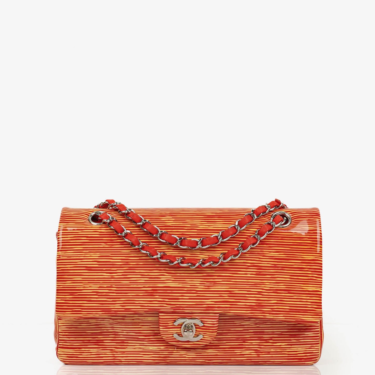 Chanel Timeless Classic Double Flap Tasche aus rot und gelb gestreiftem Lackleder mit silberfarbenen Details