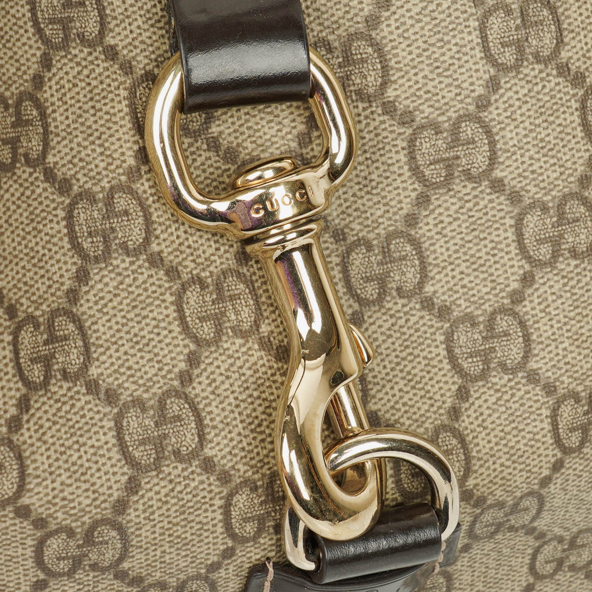 Gucci Bardot Joy Schultertasche aus Supreme GG Canvas
