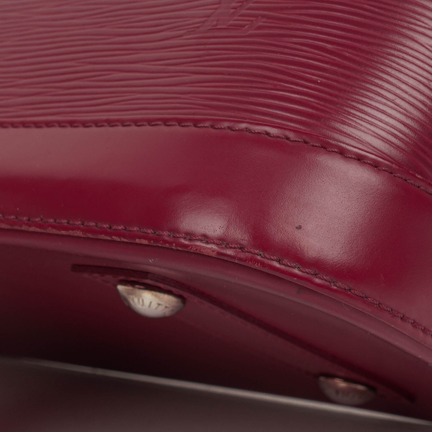 Louis Vuitton Alma PM Handtasche aus fuchsiafarbenem Epi Leder
