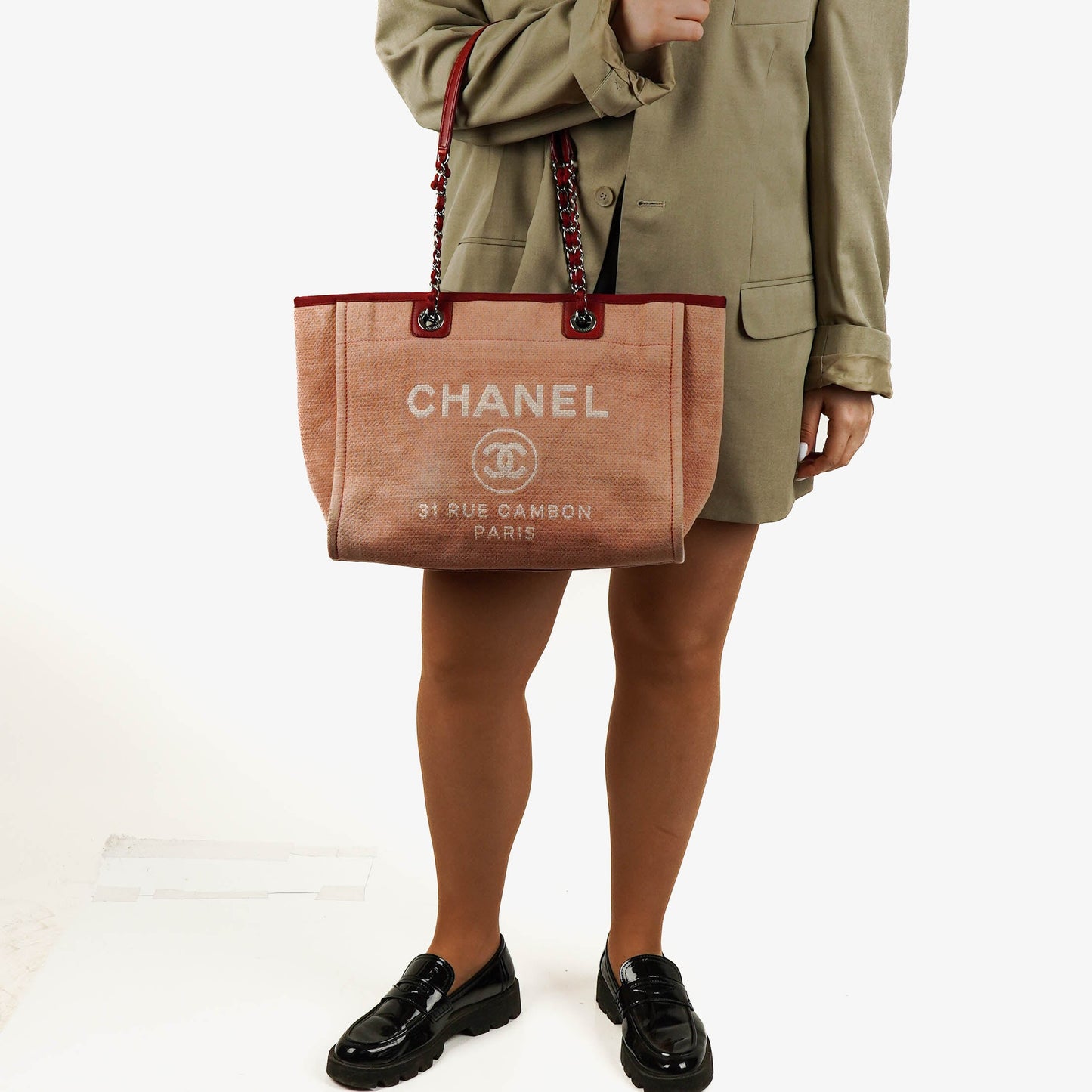 Chanel Deauville Shopping Tote aus pinkem Canvas