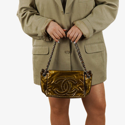 Chanel Accordion CC Flap Bag aus Lackleder