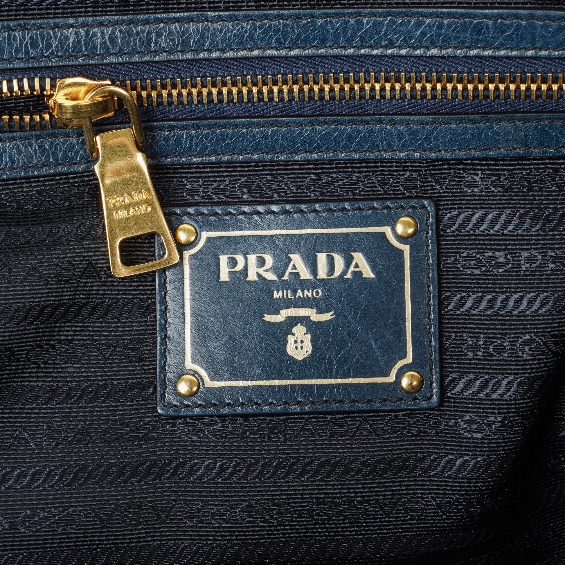 Prada Bauletto Vitello Denim Blue Shine Leder-Tasche