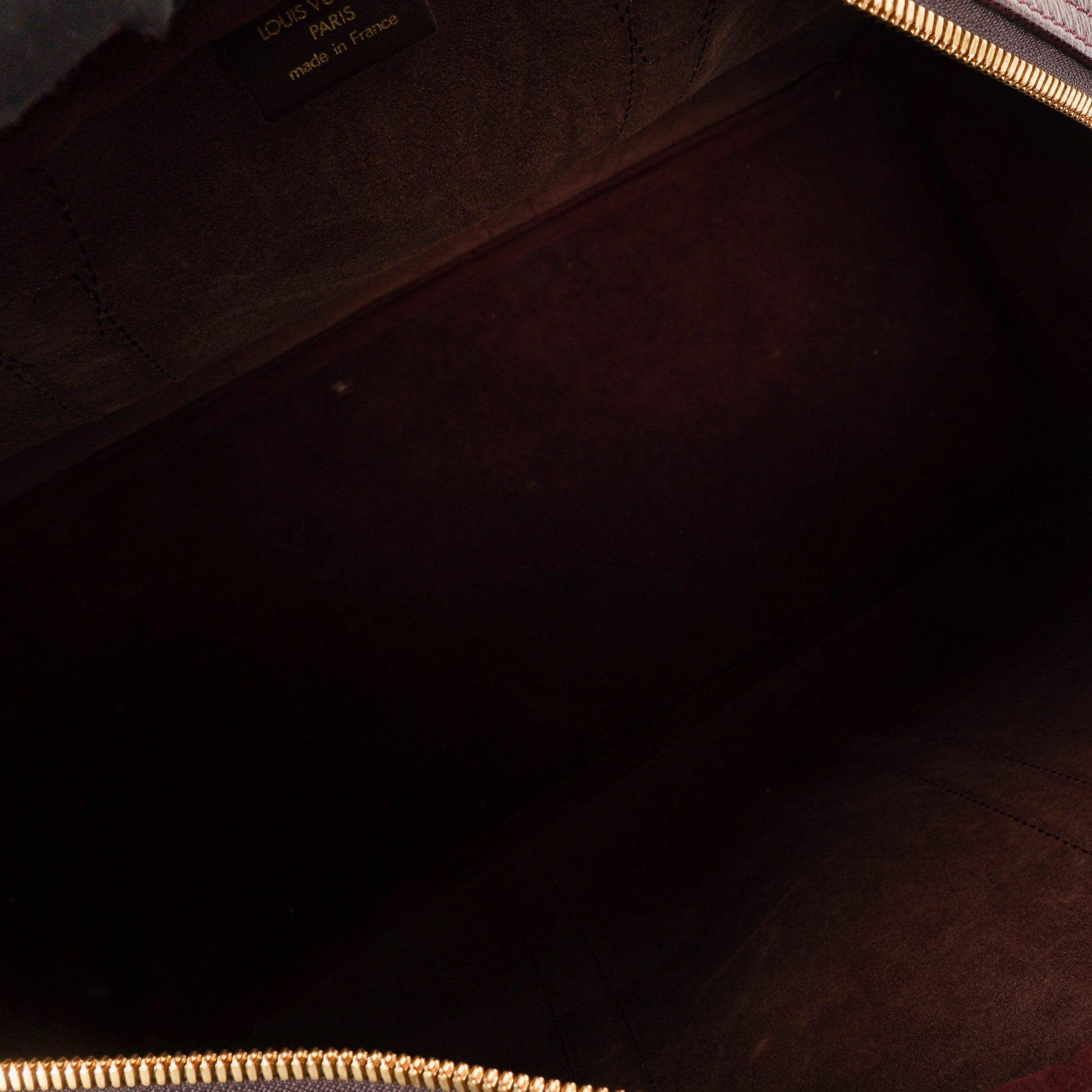 Louis Vuitton Kendall Burgundy Taiga Leder-Tasche