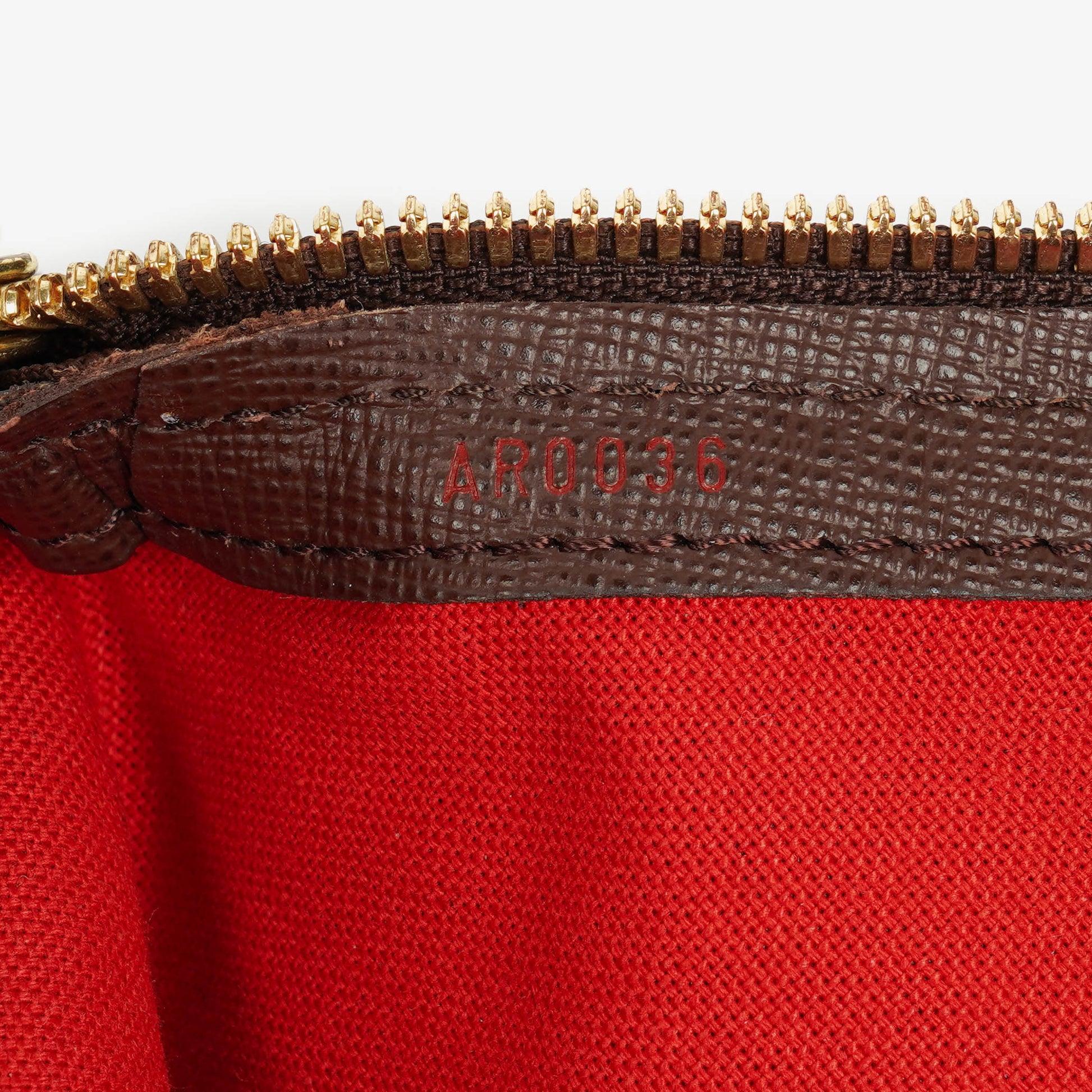 Louis Vuitton Belem MM Tasche in Damier Ebene