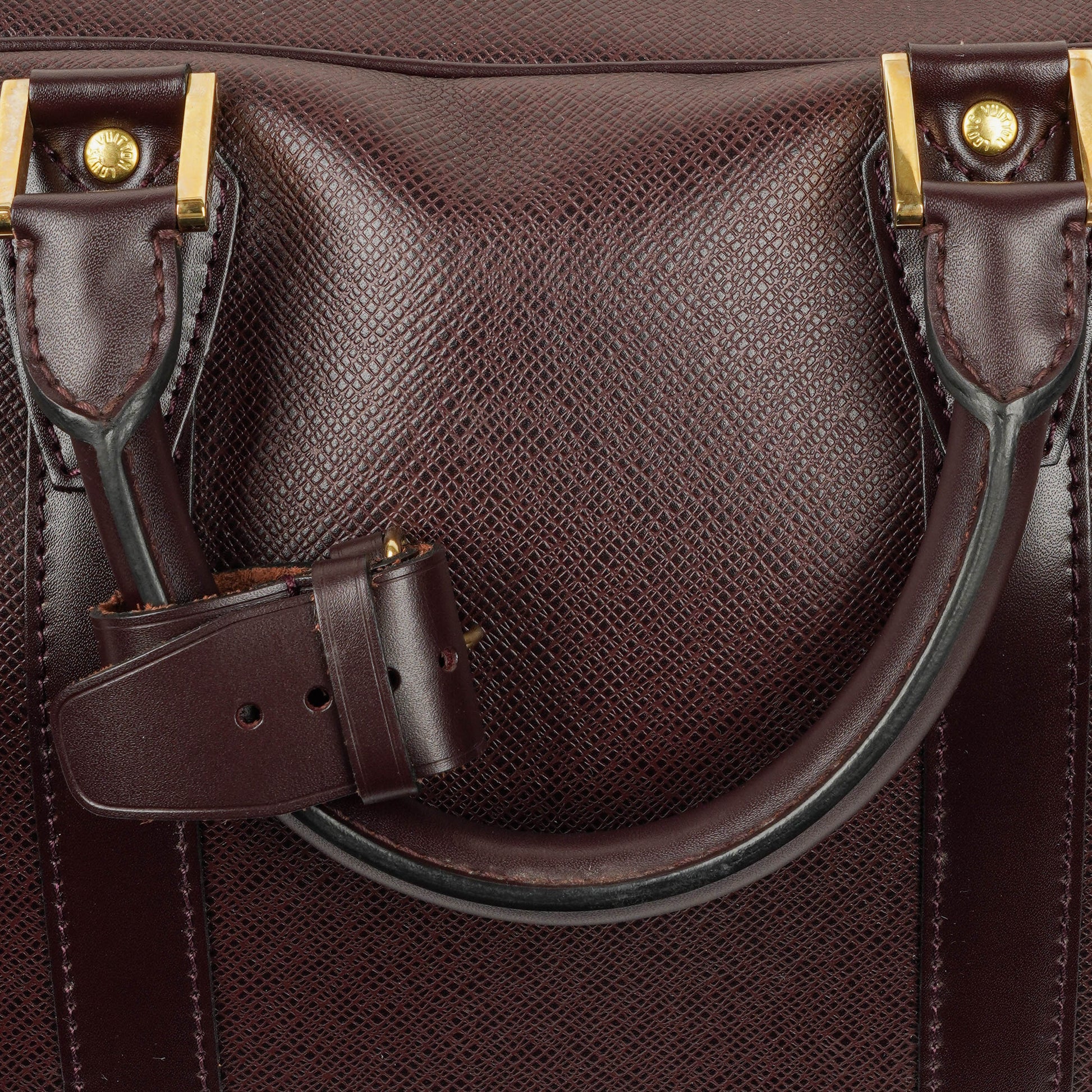 Louis Vuitton Kendall Burgundy Taiga Leder-Tasche