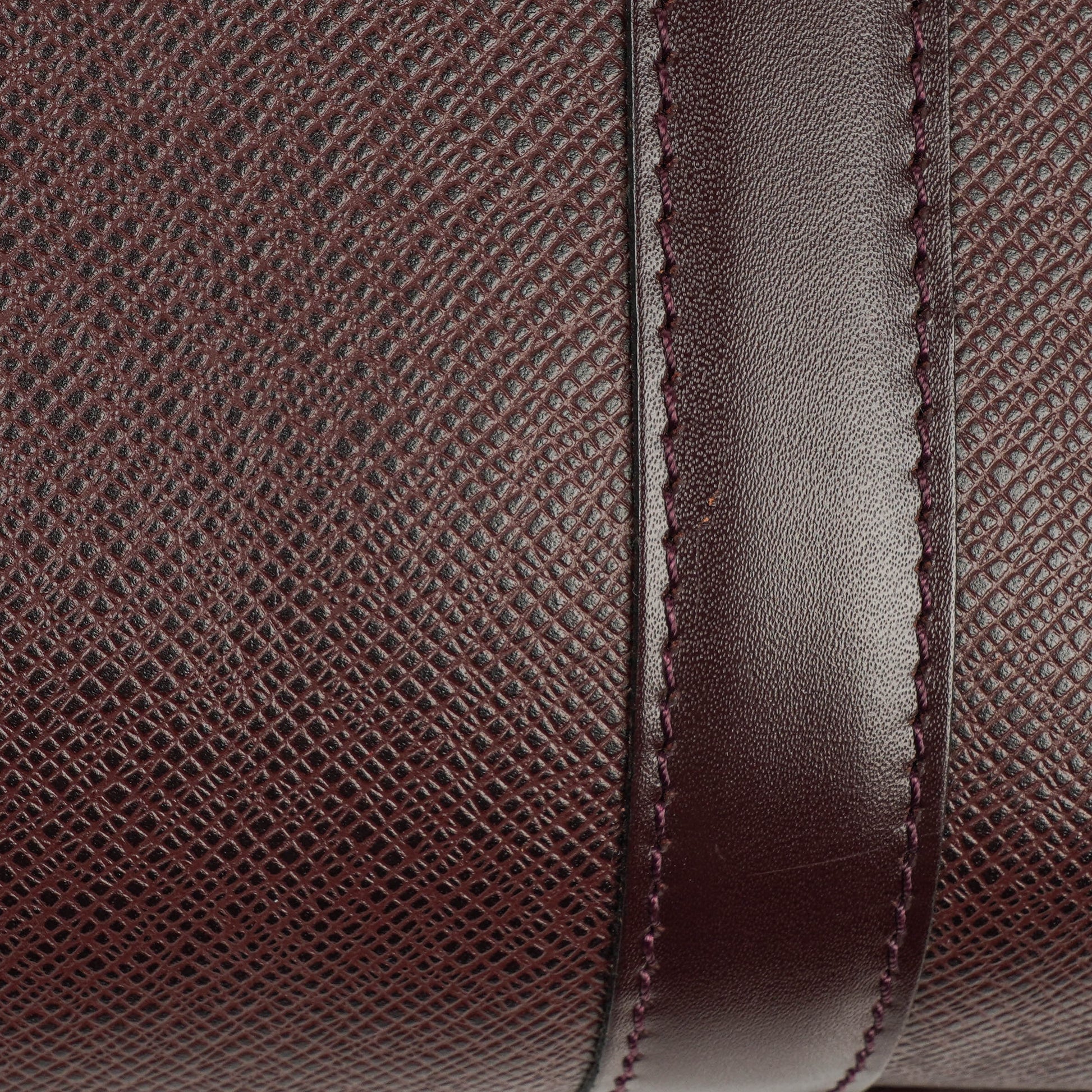 Louis Vuitton Kendall Burgundy Taiga Leder-Tasche