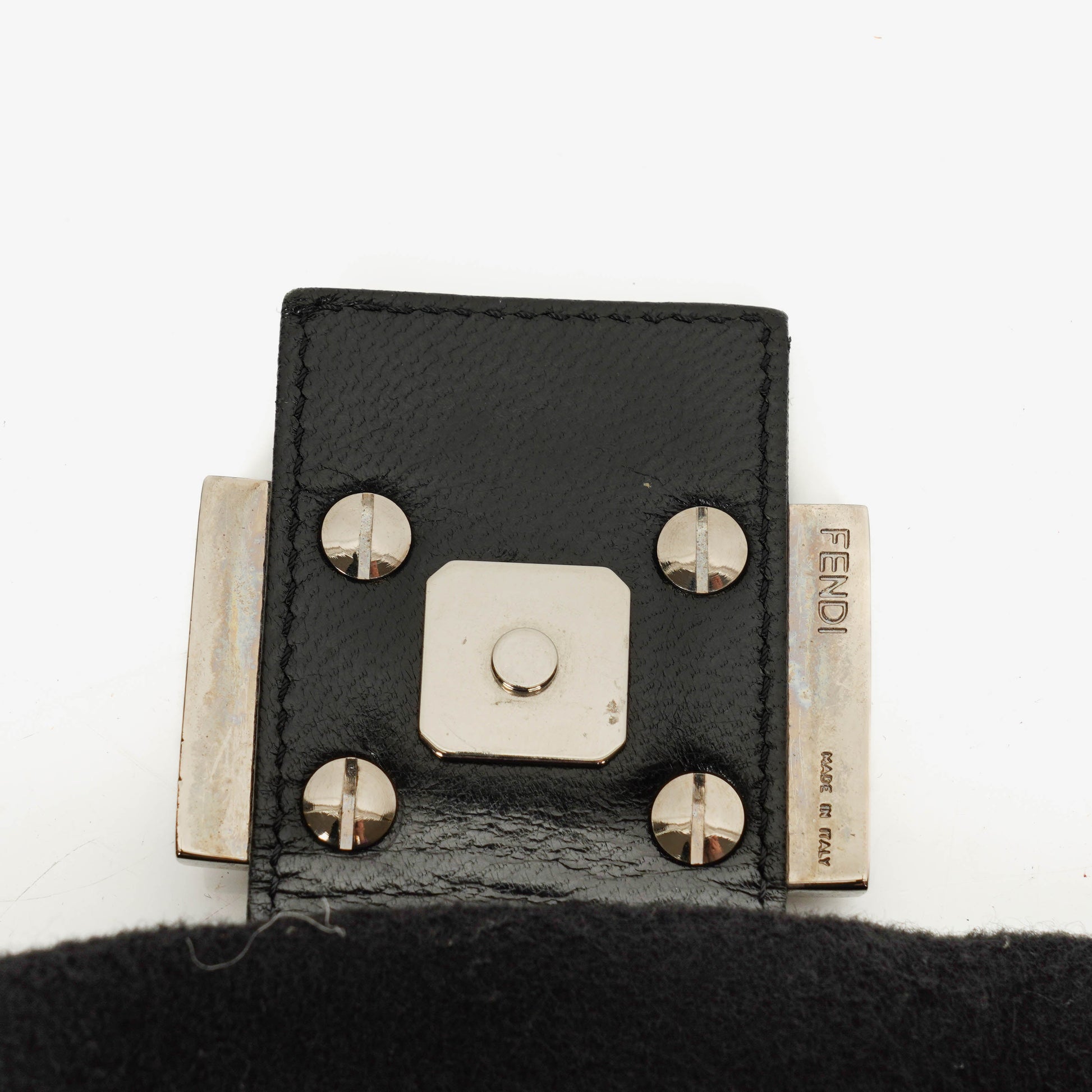 Fendi Mamma Baguette Schultertasche aus schwarzer Wolle