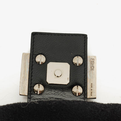 Fendi Mamma Baguette Schultertasche aus schwarzer Wolle