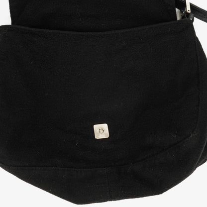 Fendi Mamma Baguette Schultertasche aus schwarzer Wolle