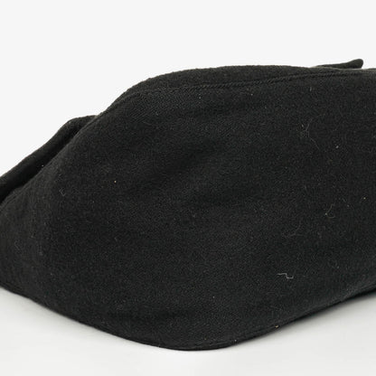 Fendi Mamma Baguette Schultertasche aus schwarzer Wolle
