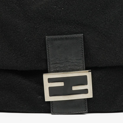 Fendi Mamma Baguette Schultertasche aus schwarzer Wolle