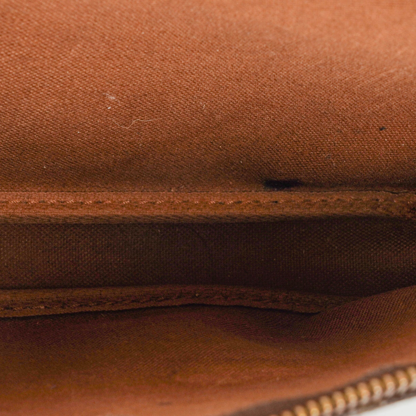 Louis Vuitton Pochette Accessoires Monogram Canvas Clutch-Handtasche